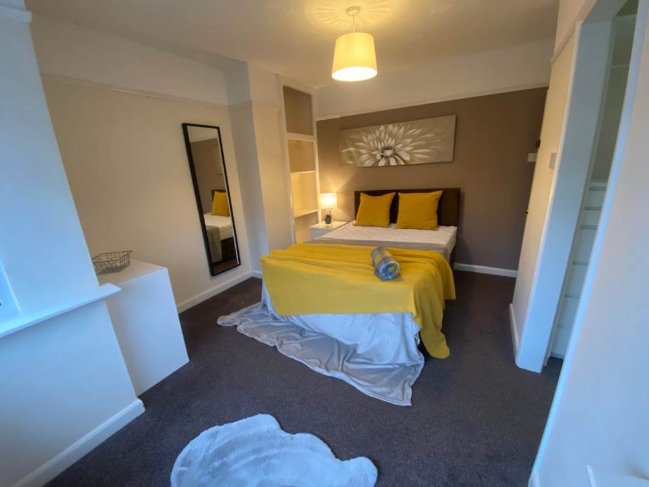 Burley Road (room 3), Burley, Leeds