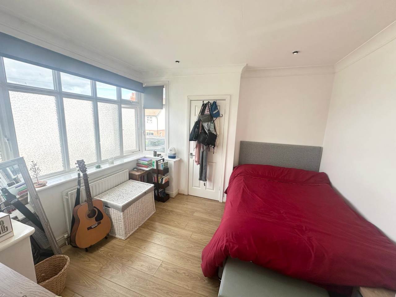 St Chads View (room 1) , Headingley, Leeds