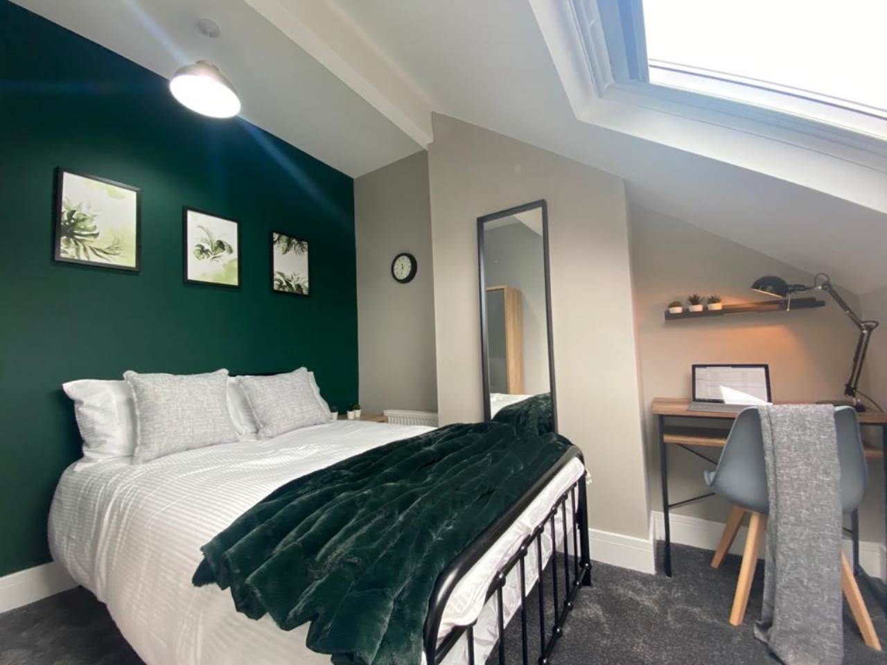 Beechwood Crescent (room 5), Burley, Leeds