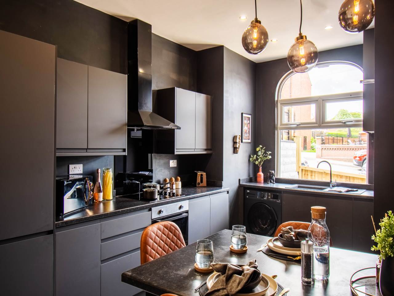 Highfield Avenue (room 1), Wortley, Leeds