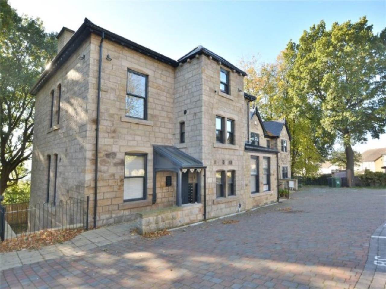 46 Clarence Road, Horsforth, Leeds