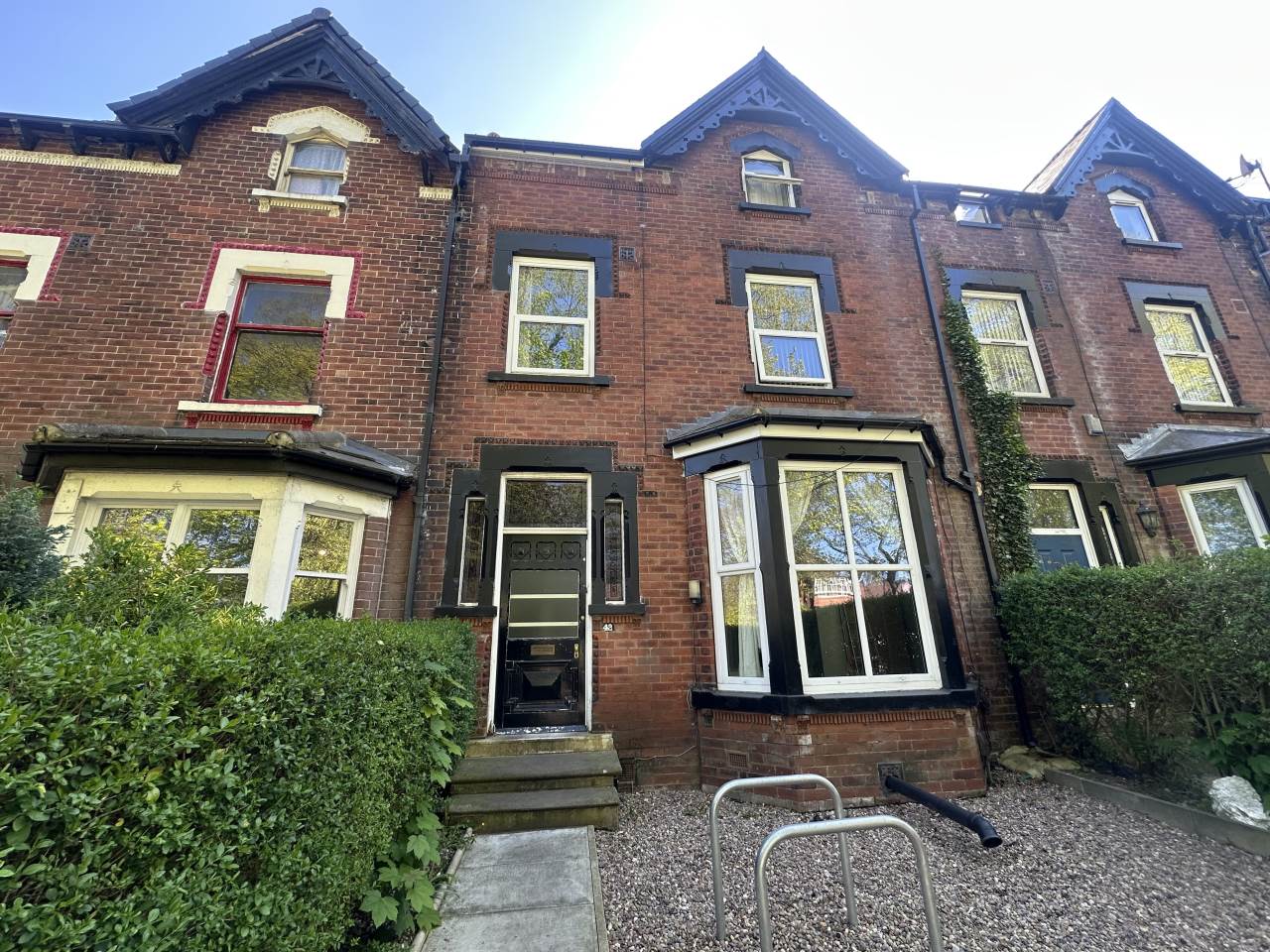 Harehills Avenue (Room 8), Chapeltown, Leeds